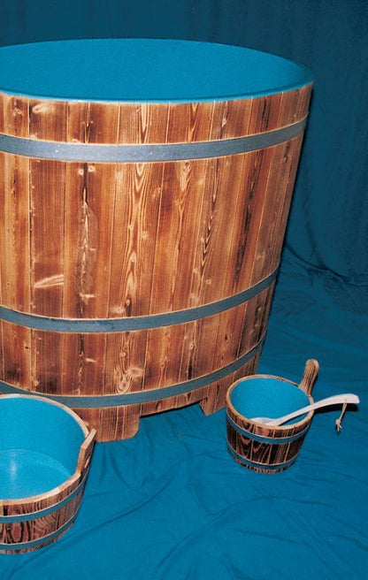 Sauna Tauchbecken / Tauchbottich aus Lärche innen blaue Hygieneversiegelung außen geflammt